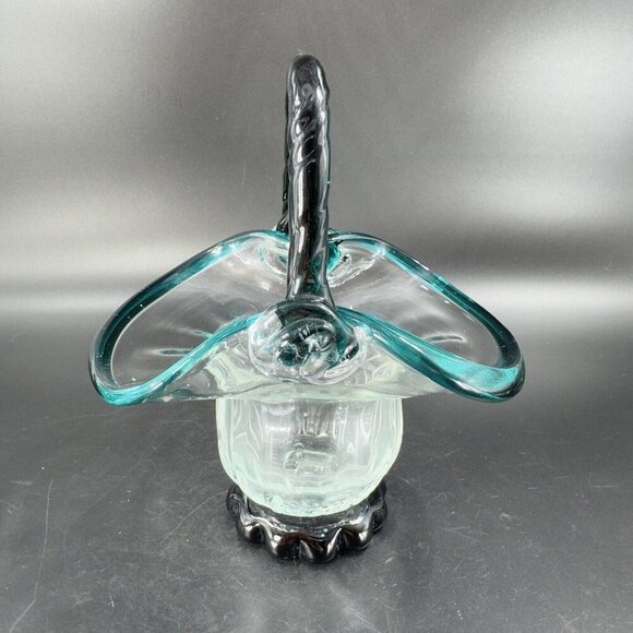 Hand Blown Glass Basket Bowl With Dark Green Edges Handle And Clear Center VTG - Picture 14 of 15